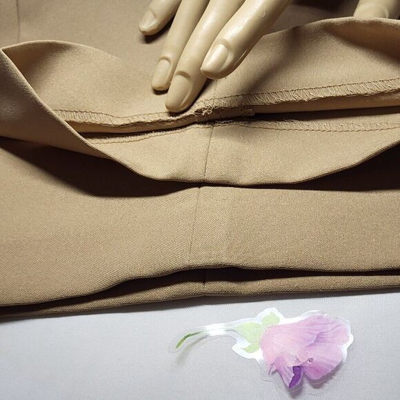 Larry Levine, Sport Stretch, Tan Women's Dress Pants, Size 12 - Picture 6 of 8